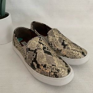 Steve Madden Safary Gold Snake Slip-On Platform Sneaker Woman’s 8M